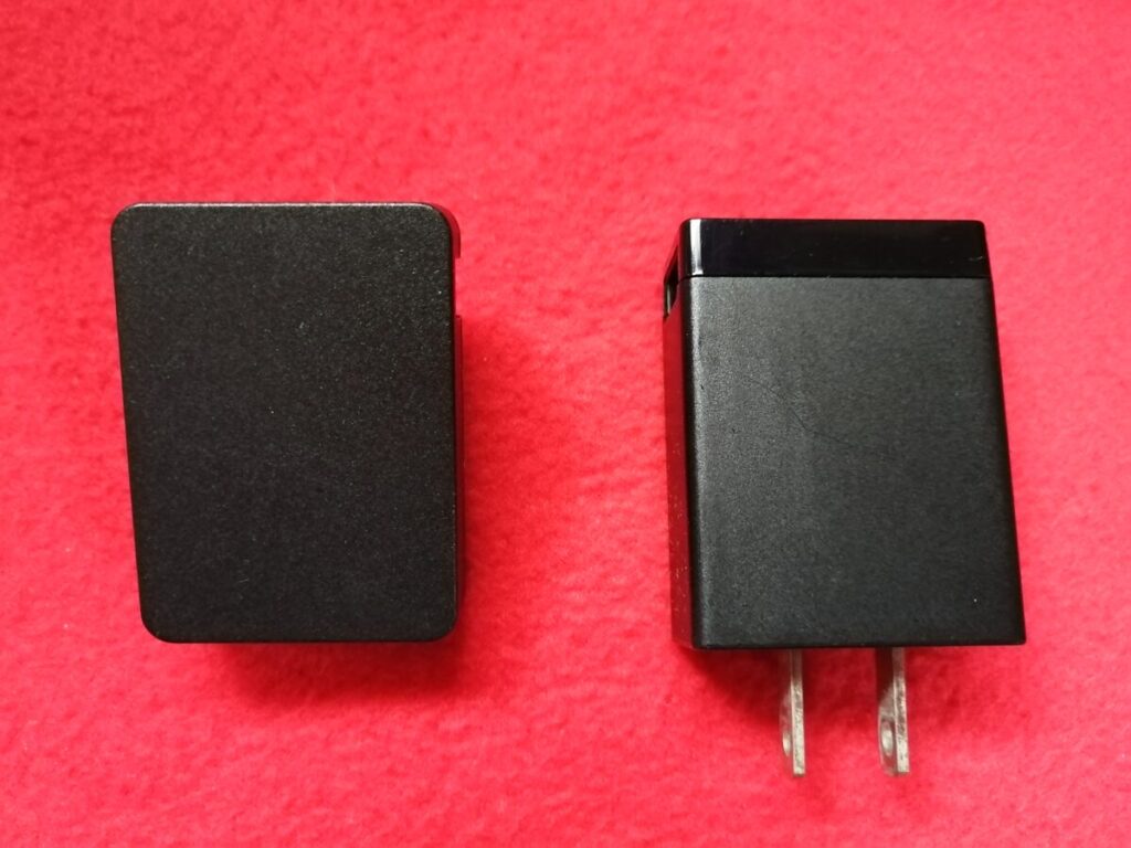 ACアダプターの注意喚起。